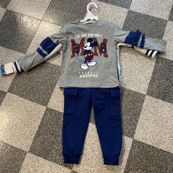 NWT Disney Gray and Blue Mickey Mouse Sweatshirt and Pants 3 Pieces Set- 3T - Picture 3 of 6